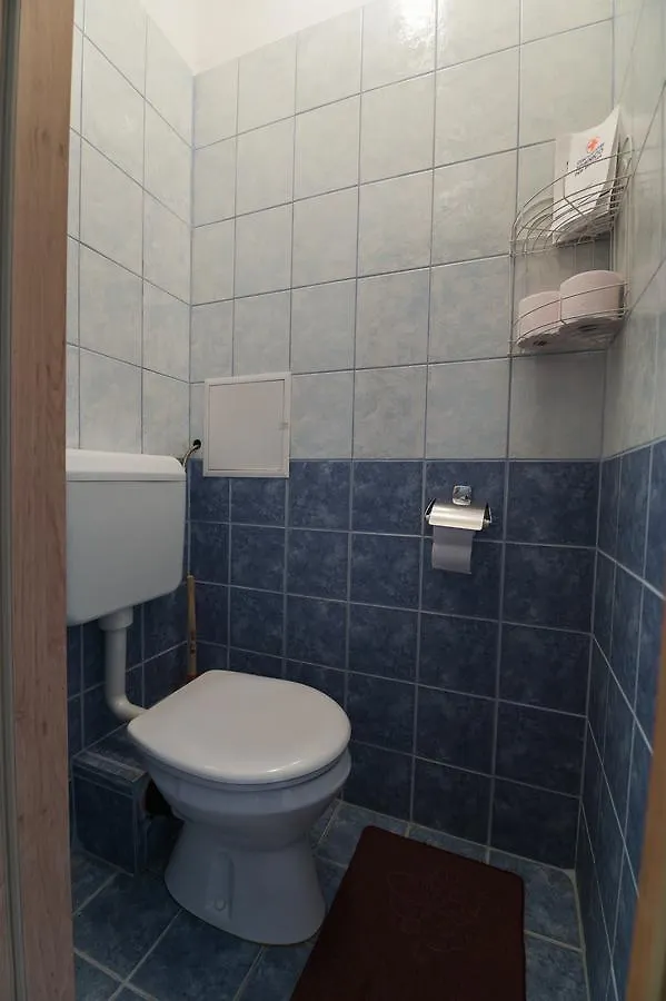 Lujzi Apartman Eger