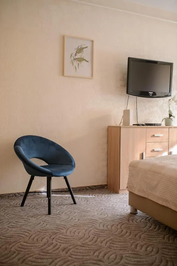 Lujzi Apartman Eger Apartment